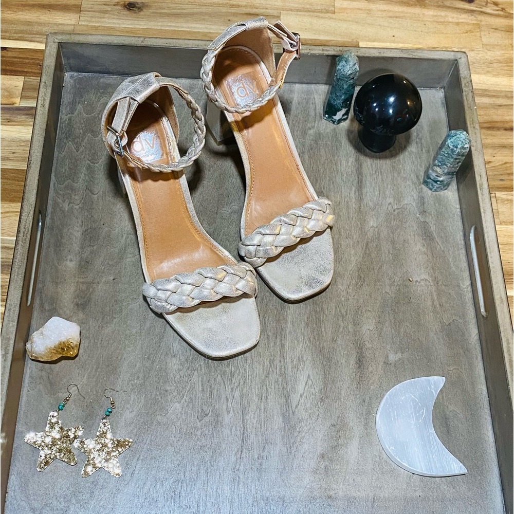 Dolce Vita Light Gold Braided Block Heels size7.5